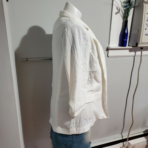 NEW 🎉Host Pick🎉 Alfani elongated blazer white, M - Picture 4 of 4